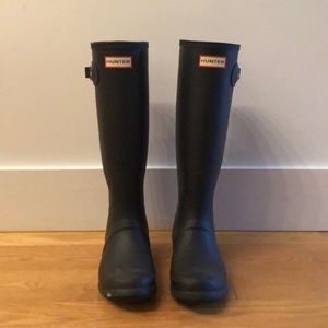 HUNTER BOOTS - Classic Black size 7